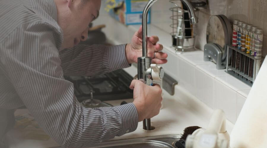 Local expert plumbing services in Chesterfield, IL